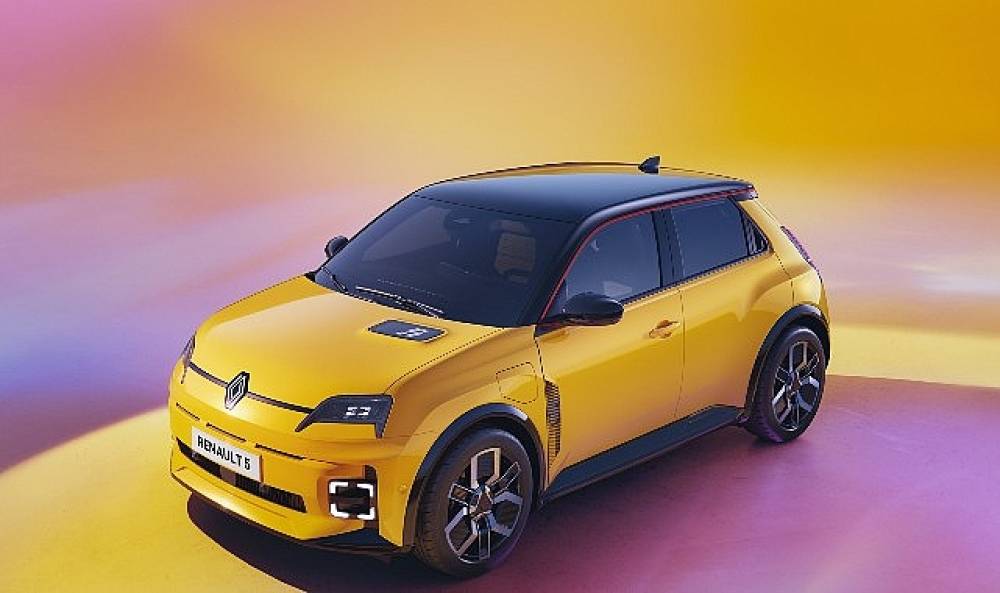 Renault 5 E-Tech Elektrikli: Şehrin Yeni Pop İkonu Türkiye'de!