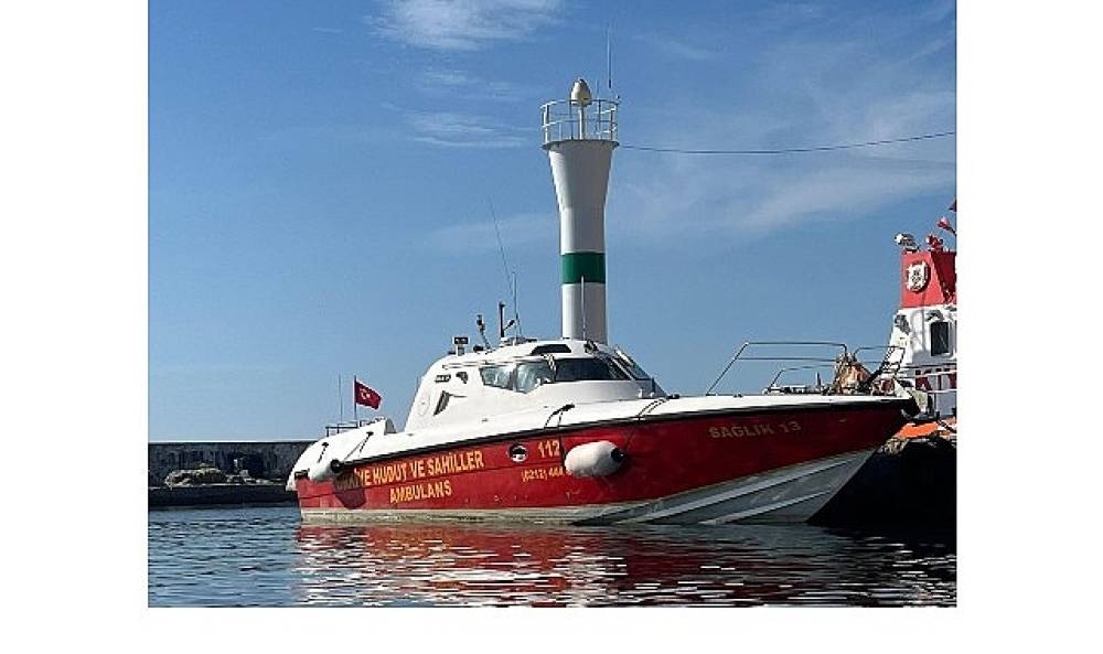 Ege'de Yaralanan Gemiadamına T&uuml;rk Sağlık Ekiplerinden Denizden Tahliye Operasyonu
