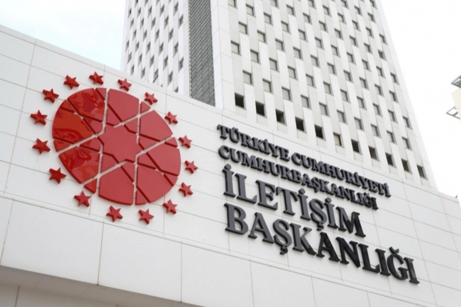 İletişim Başkanı Duran: Bayrağımıza yapılan saldırı a&ccedil;ık bir provokasyondur