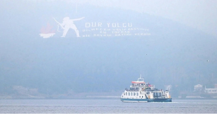 Çanakkale Boğazı transit gemi geçişlerine kapatıldı